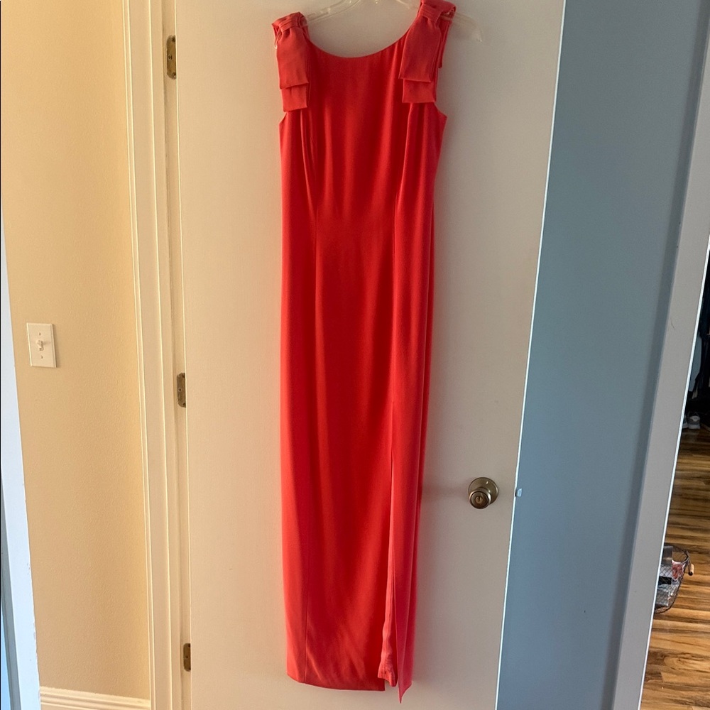 Chic Sleeveless Coral Maxi Dress